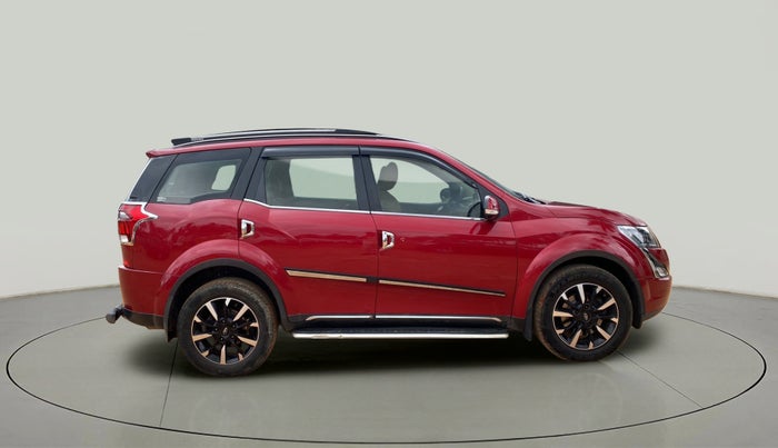 2018 Mahindra XUV500 W11, Diesel, Manual, 63,473 km, Right Side View