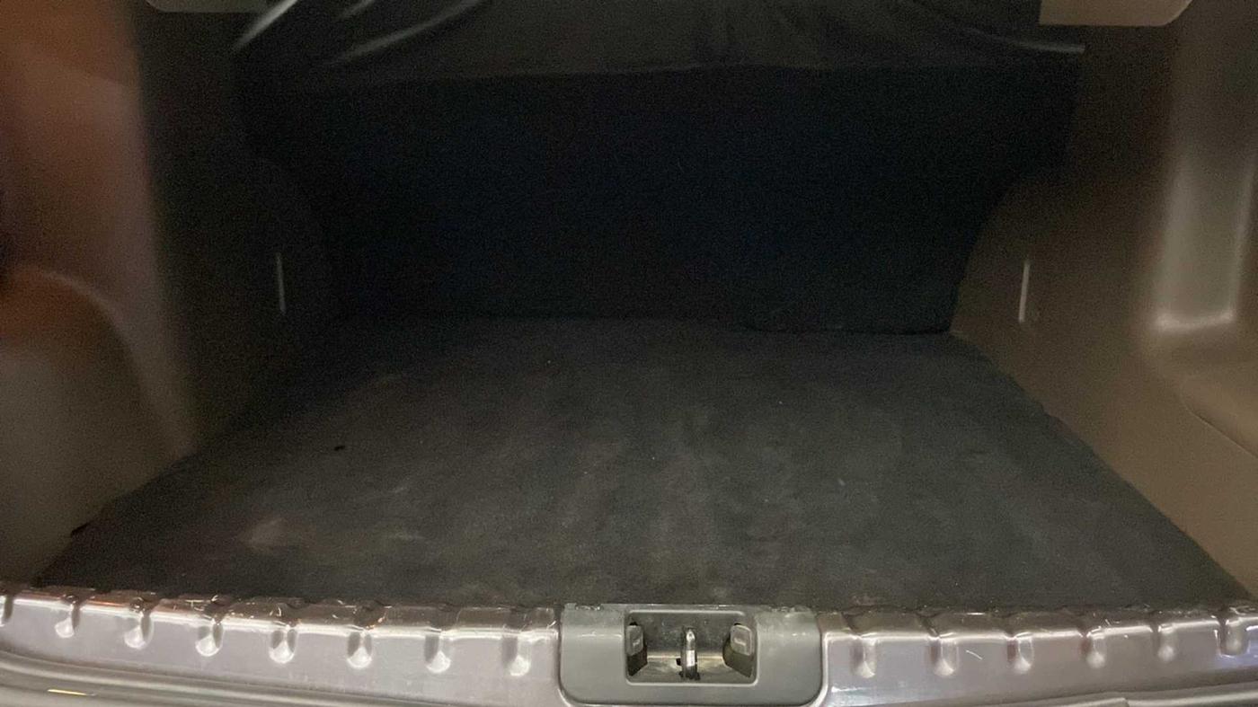 2018 Renault Duster RXL PETROL, Petrol, Manual, 98,751 km, Boot Inside