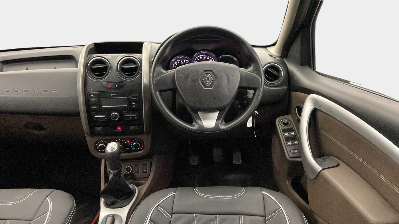 2018 Renault Duster RXL PETROL, Petrol, Manual, 98,751 km, Steering Wheel Close Up