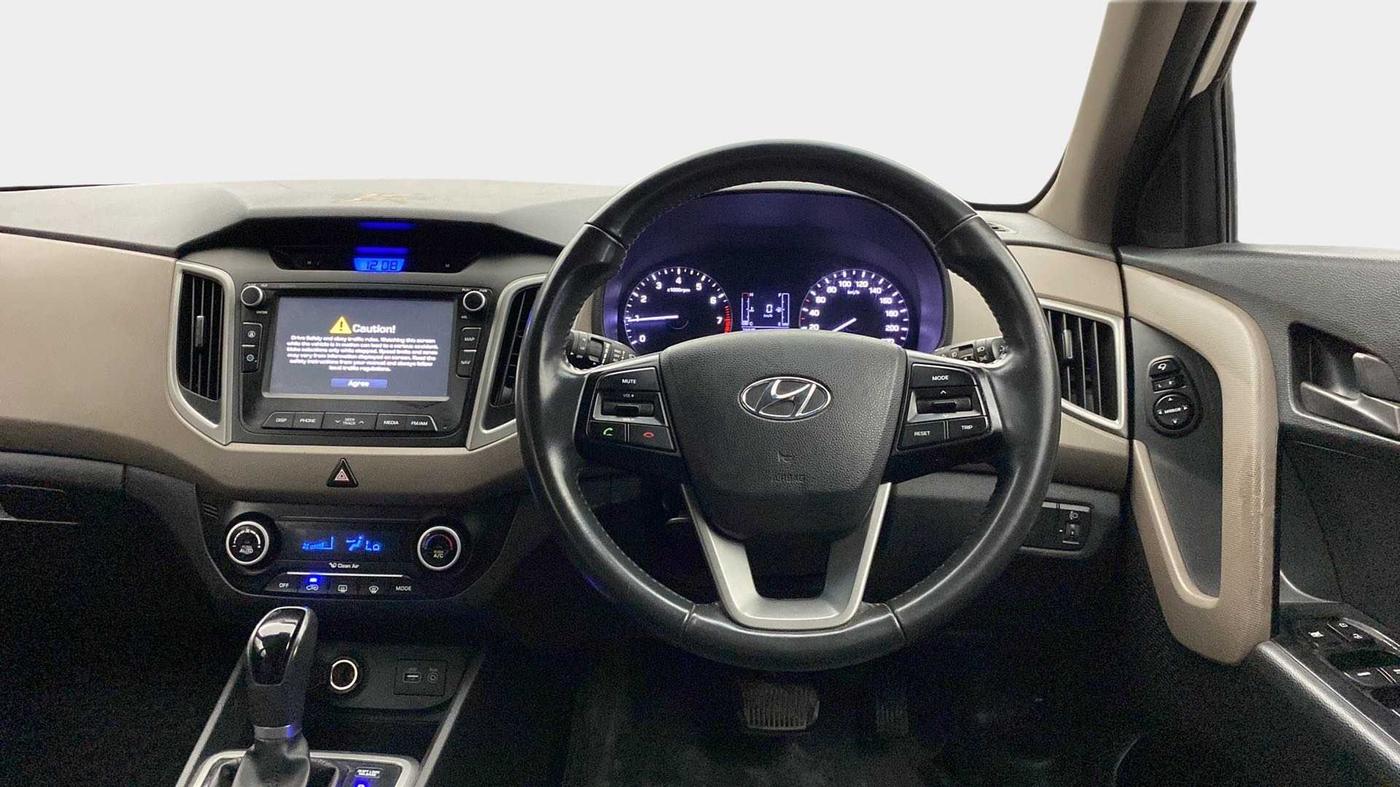 2016 Hyundai Creta SX PLUS AT 1.6 PETROL, Petrol, Automatic, 61,059 km, Steering Wheel Close Up