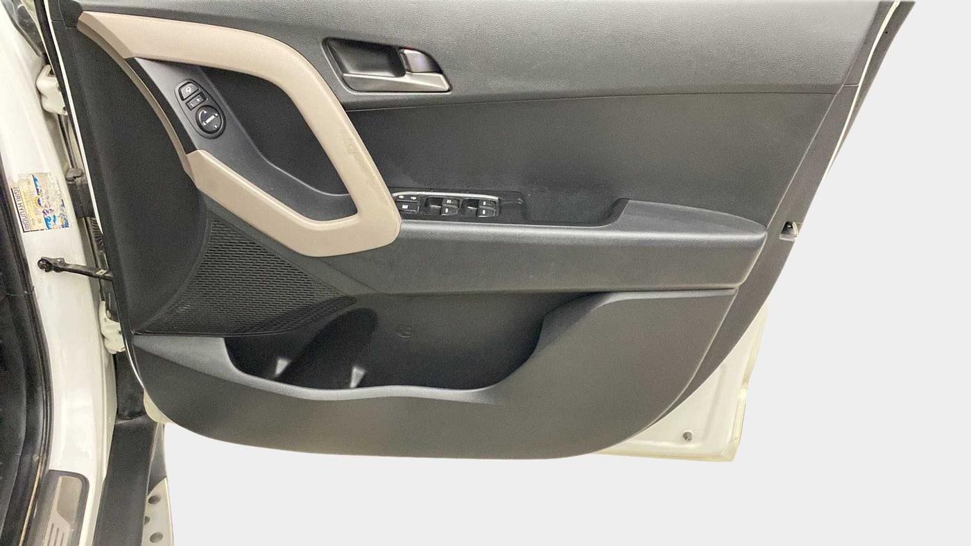 2016 Hyundai Creta SX PLUS AT 1.6 PETROL, Petrol, Automatic, 61,059 km, Driver Side Door Panels Control
