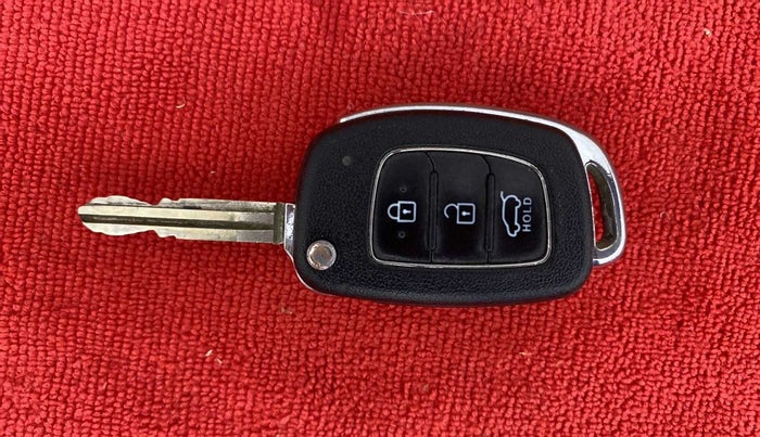 2015 Hyundai Elite i20 SPORTZ 1.2, Petrol, Manual, 94,670 km, Key Close Up