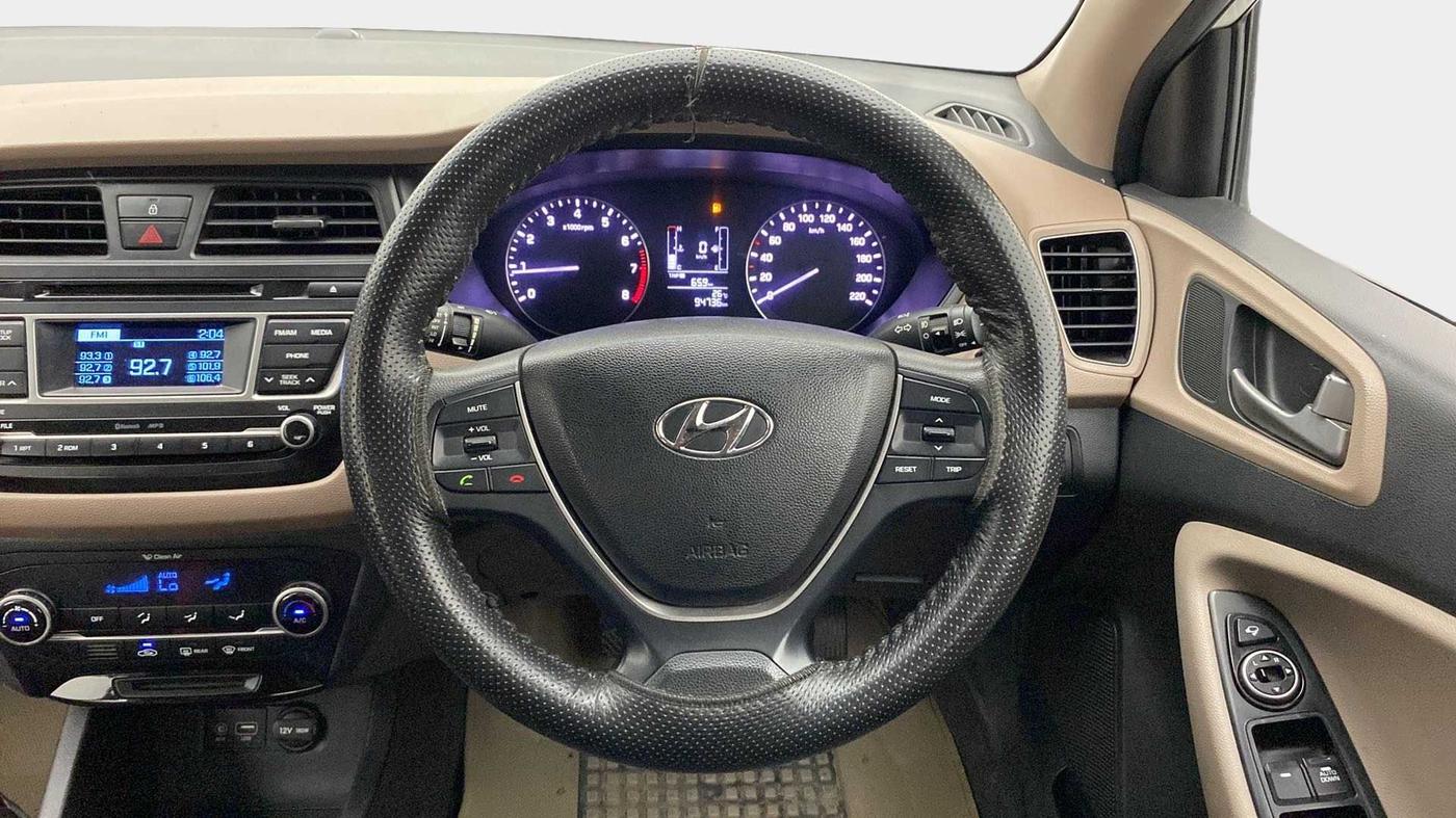 2015 Hyundai Elite i20 SPORTZ 1.2, Petrol, Manual, 94,670 km, Steering Wheel Close Up