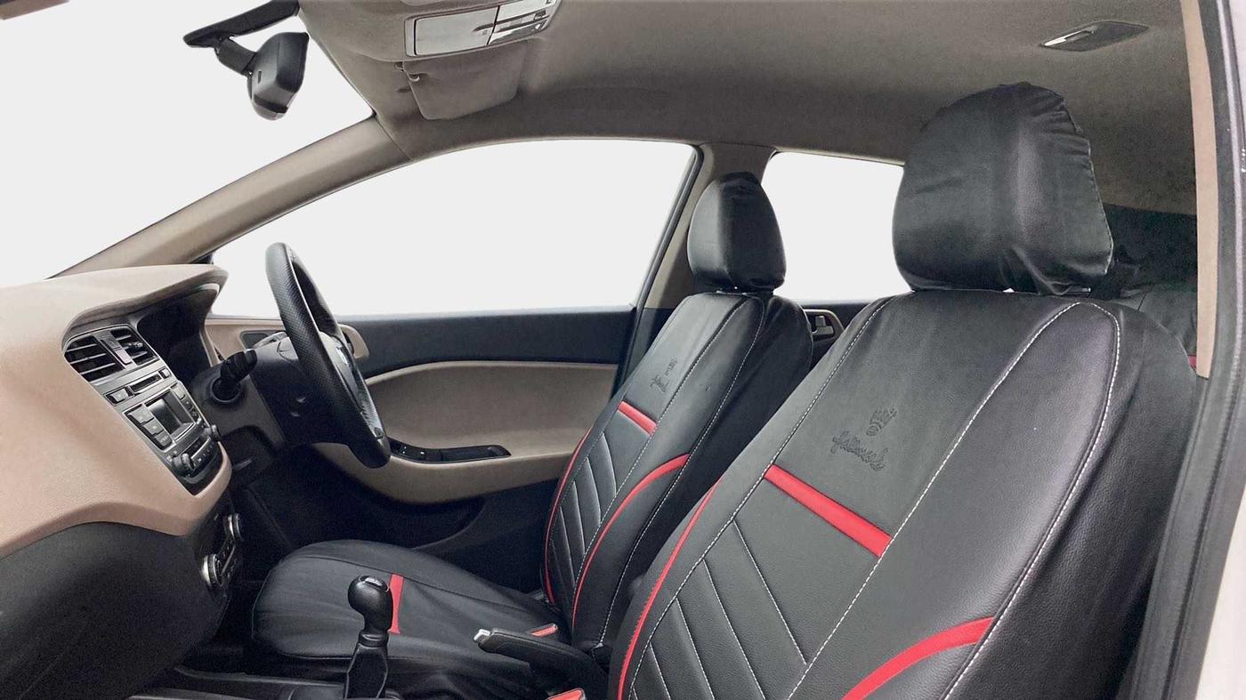 2015 Hyundai Elite i20 SPORTZ 1.2, Petrol, Manual, 94,670 km, Right Side Front Door Cabin