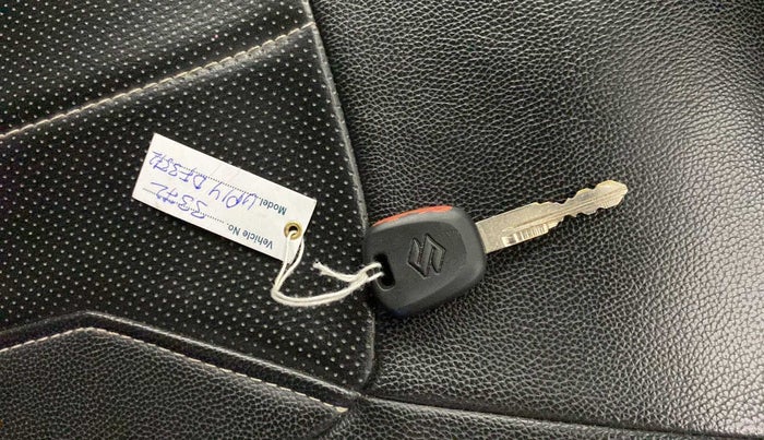 2017 Maruti Celerio ZXI AMT (O), Petrol, Automatic, 42,010 km, Key Close Up