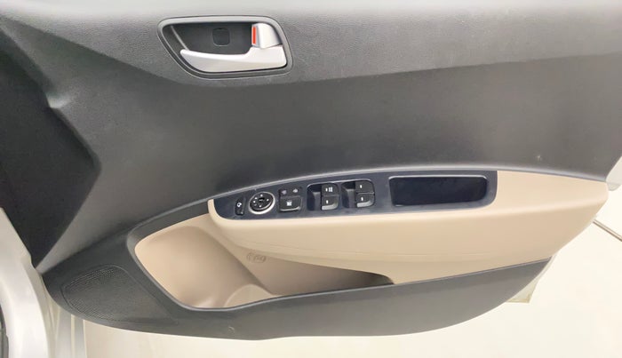 2017 Hyundai Grand i10 SPORTZ (O) AT 1.2 KAPPA VTVT, Petrol, Automatic, 44,413 km, Driver Side Door Panels Control