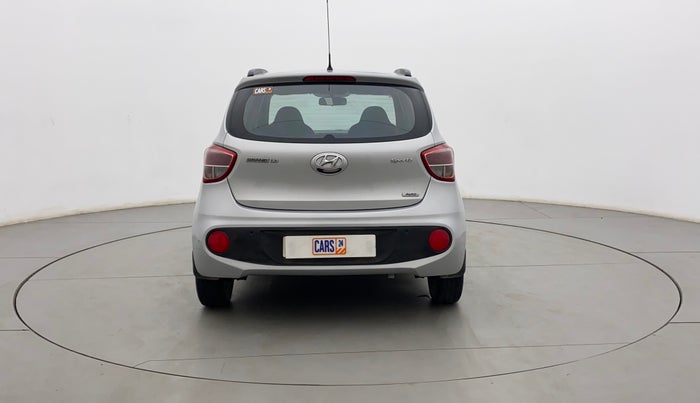 2017 Hyundai Grand i10 SPORTZ (O) AT 1.2 KAPPA VTVT, Petrol, Automatic, 44,413 km, Back/Rear