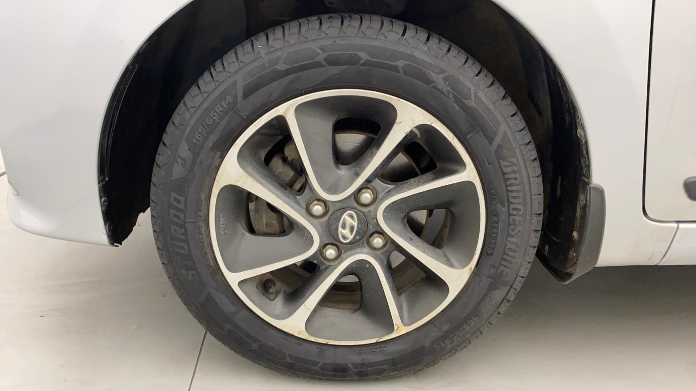 2017 Hyundai Grand i10 SPORTZ (O) AT 1.2 KAPPA VTVT, Petrol, Automatic, 44,413 km, Left Front Wheel