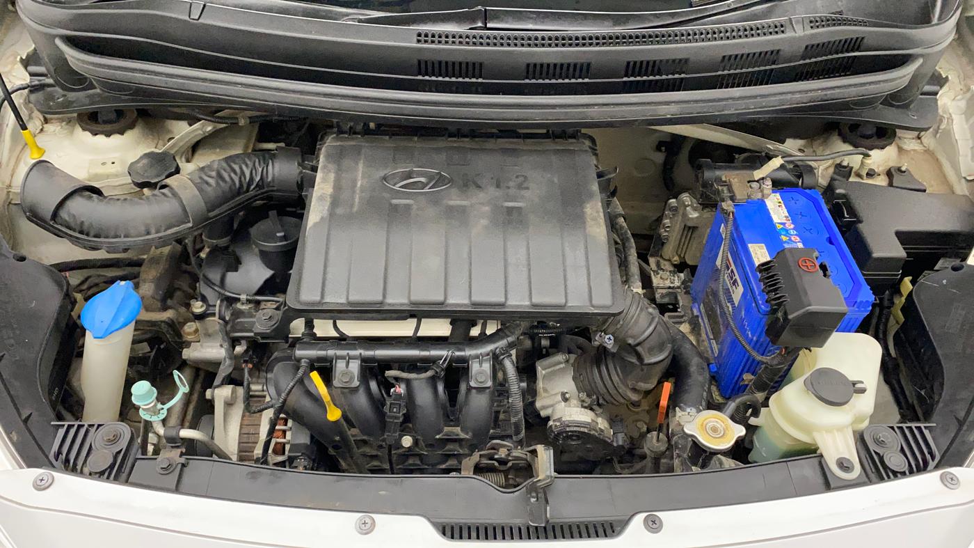 2017 Hyundai Grand i10 SPORTZ (O) AT 1.2 KAPPA VTVT, Petrol, Automatic, 44,413 km, Open Bonet