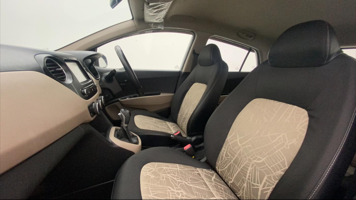 2017 Hyundai Grand i10 SPORTZ (O) AT 1.2 KAPPA VTVT, Petrol, Automatic, 44,413 km, Right Side Front Door Cabin