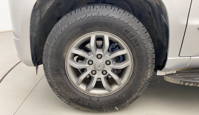2018 Mahindra TUV300 T10, Diesel, Manual, 51,656 km, Left Front Wheel