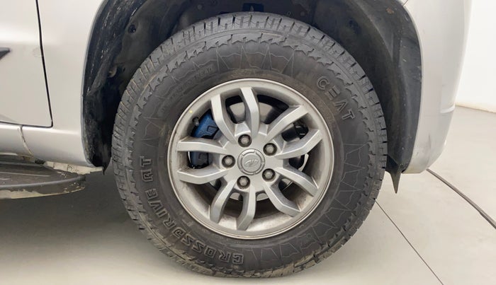 2018 Mahindra TUV300 T10, Diesel, Manual, 51,656 km, Right Front Wheel