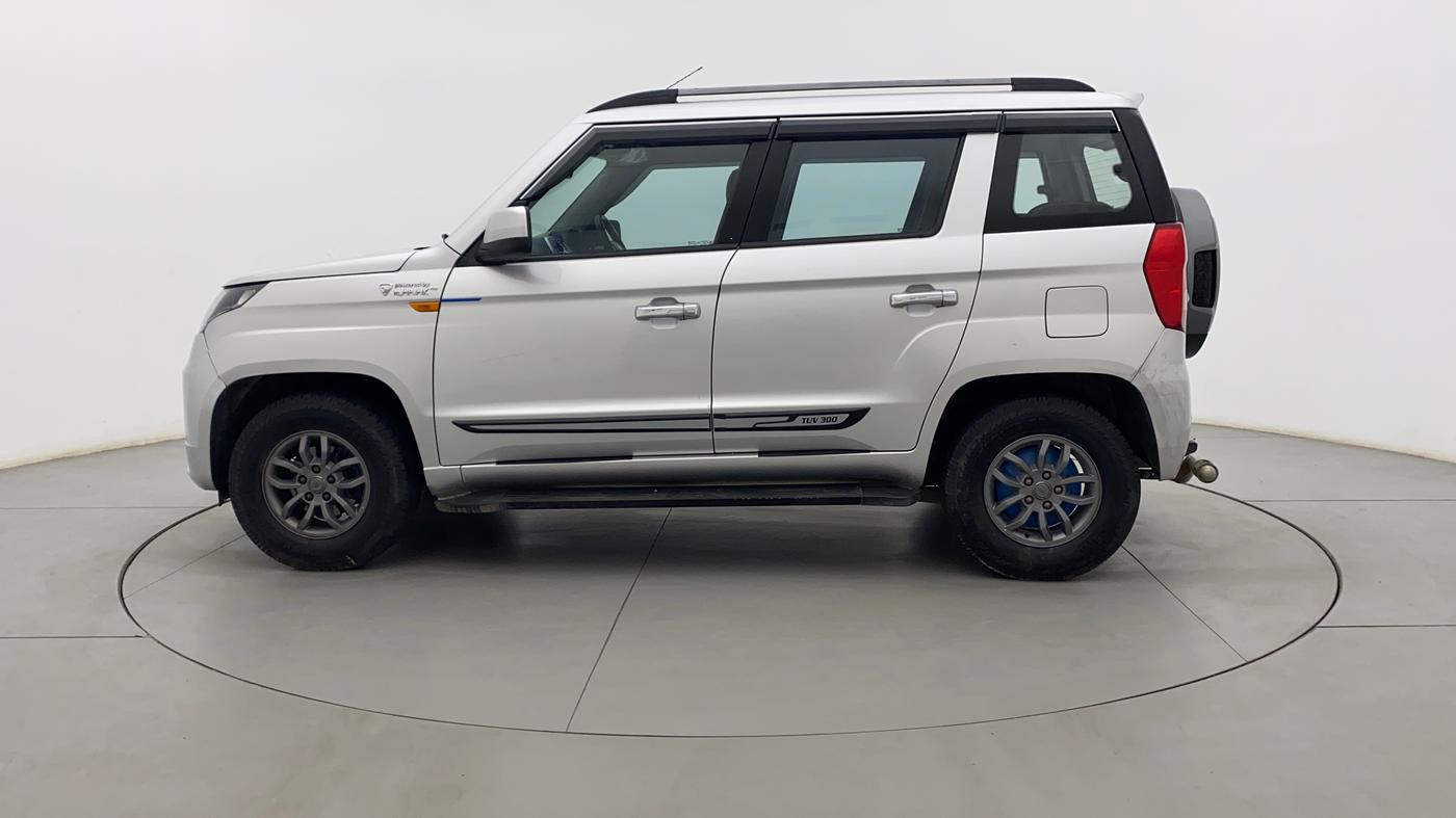 2018 Mahindra TUV300 T10, Diesel, Manual, 51,656 km, Left Side