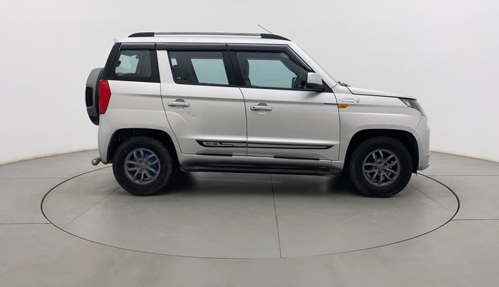 2018 Mahindra TUV300 T10, Diesel, Manual, 51,656 km, Right Side View