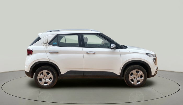 2022 Hyundai VENUE S+ 1.2, Petrol, Manual, 33,680 km, Right Side View