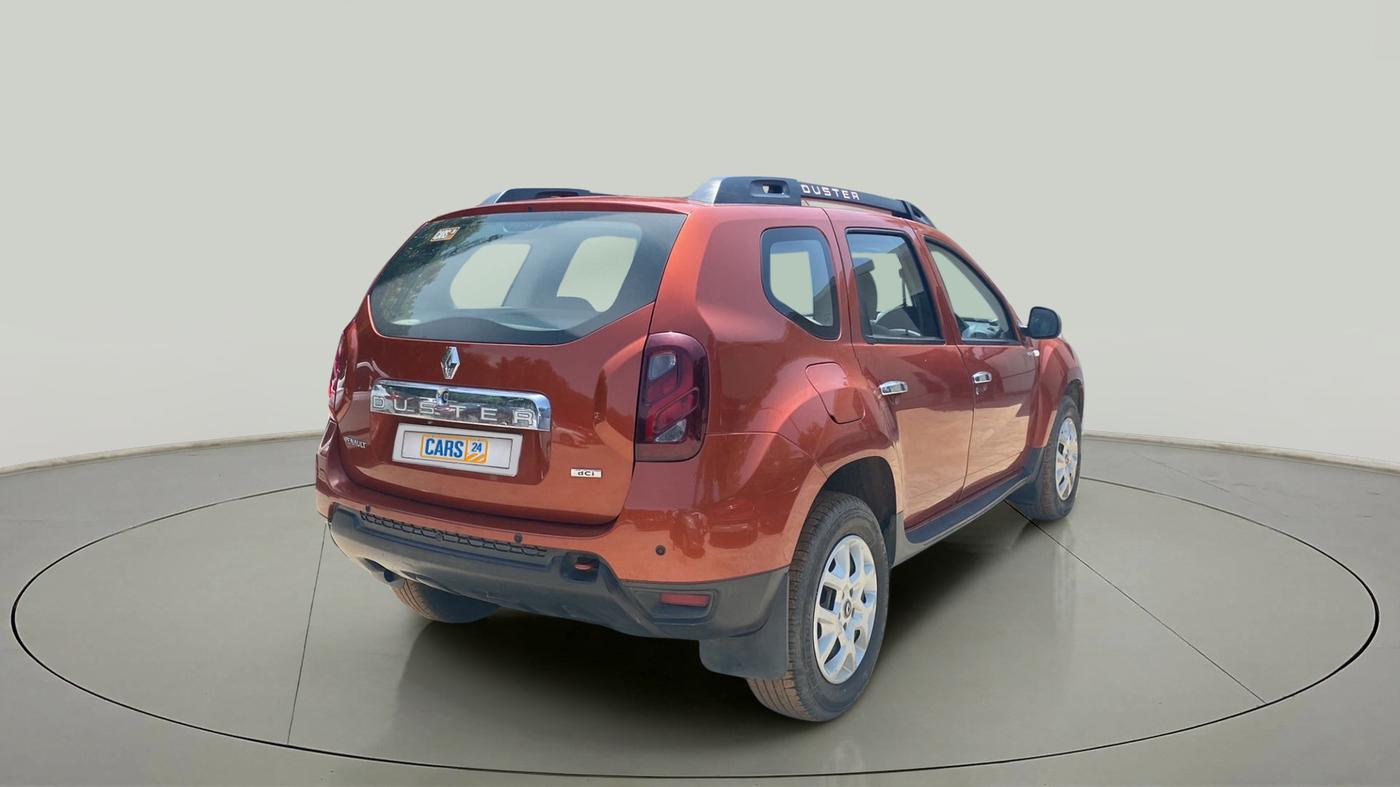 2016 Renault Duster 85 PS RXE DIESEL, Diesel, Manual, 77,004 km, Right Back Diagonal