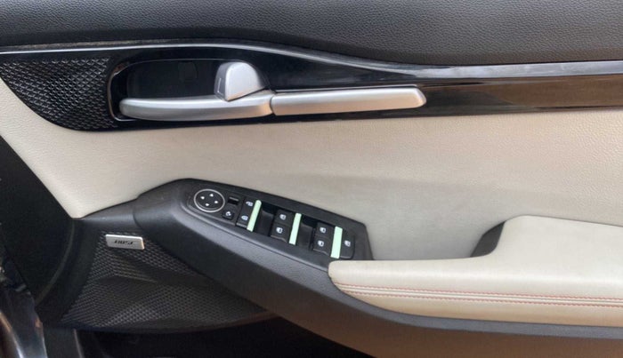 2019 KIA SELTOS GTX PLUS DCT 1.4 PETROL, Petrol, Automatic, 60,467 km, Driver Side Door Panels Control
