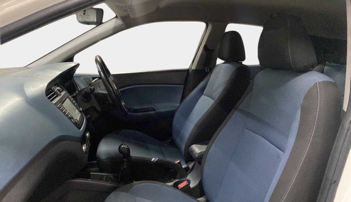 2015 Hyundai i20 Active 1.2 SX, Petrol, Manual, 1,16,673 km, Right Side Front Door Cabin