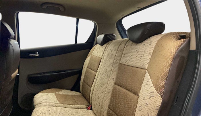 2014 Hyundai i20 SPORTZ 1.2, Petrol, Manual, 54,276 km, Right Side Rear Door Cabin