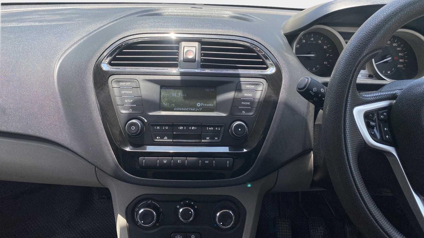 2017 Tata Tiago XZ PETROL, Petrol, Manual, 57,555 km, Air Conditioner