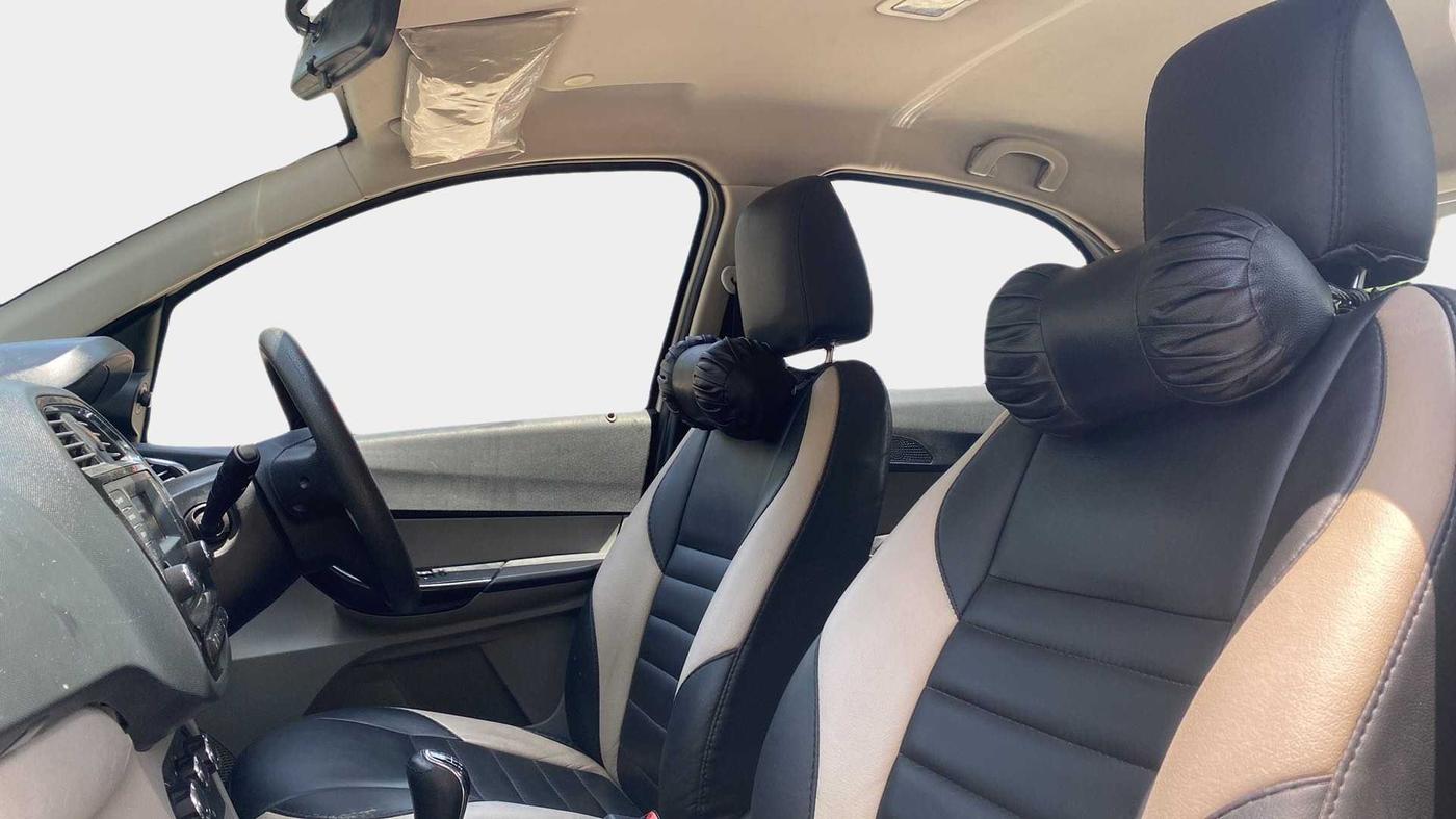 2017 Tata Tiago XZ PETROL, Petrol, Manual, 57,555 km, Right Side Front Door Cabin