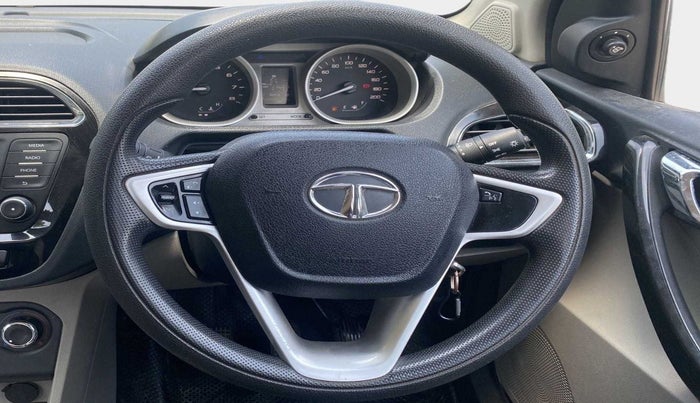 2017 Tata Tiago XZ PETROL, Petrol, Manual, 57,555 km, Steering Wheel Close Up