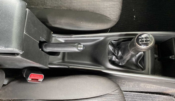 2017 Maruti Baleno DELTA PETROL 1.2, Petrol, Manual, 71,220 km, Gear Lever