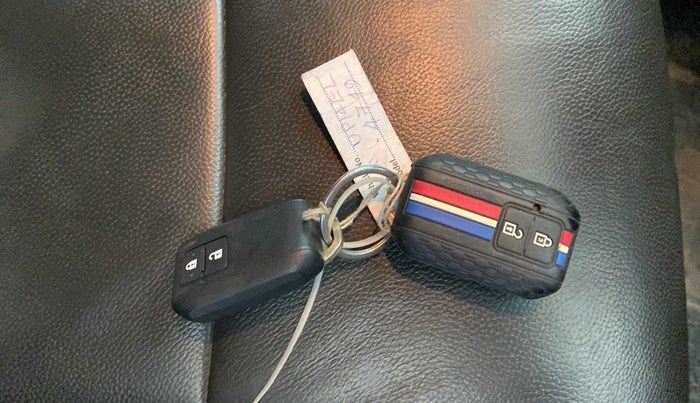 2020 Maruti XL6 ALPHA AT, Petrol, Automatic, 49,954 km, Key Close Up