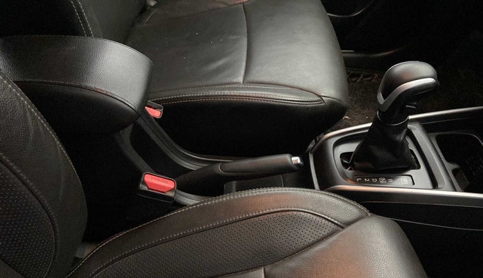 2020 Maruti XL6 ALPHA AT, Petrol, Automatic, 49,954 km, Gear Lever