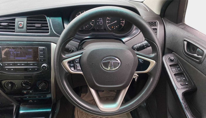 2015 Tata Bolt XMS REVOTRON, Petrol, Manual, 54,138 km, Steering Wheel Close Up