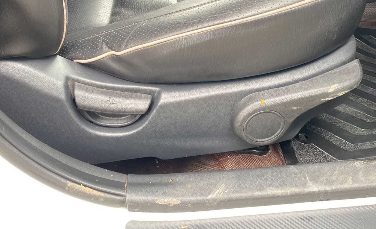 2015 Hyundai Grand i10 ASTA AT 1.2 KAPPA VTVT, Petrol, Automatic, 67,848 km, Driver Side Adjustment Panel