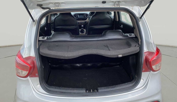 2017 Hyundai Grand i10 SPORTZ 1.2 KAPPA VTVT, Petrol, Manual, 42,748 km, Boot Door Open