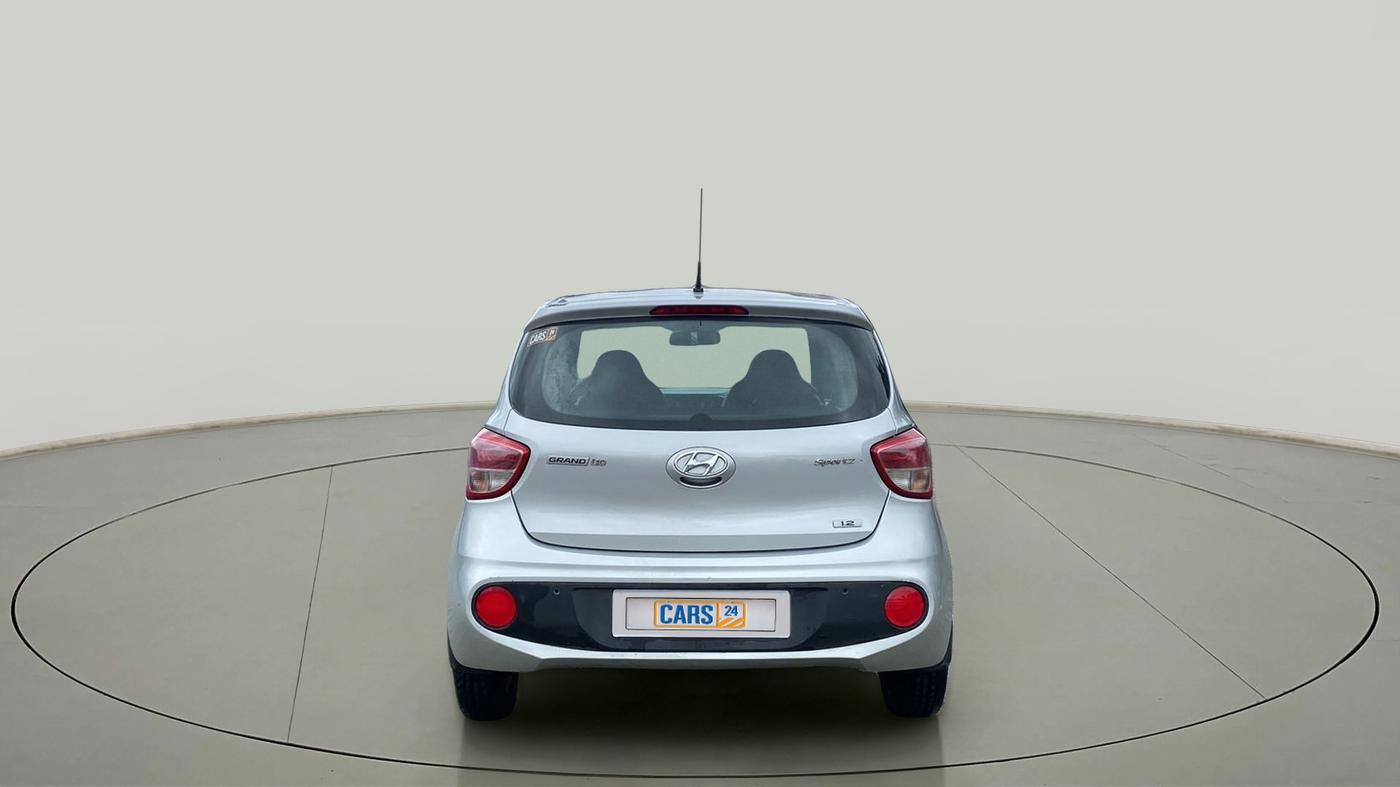 2017 Hyundai Grand i10 SPORTZ 1.2 KAPPA VTVT, Petrol, Manual, 42,748 km, Back/Rear
