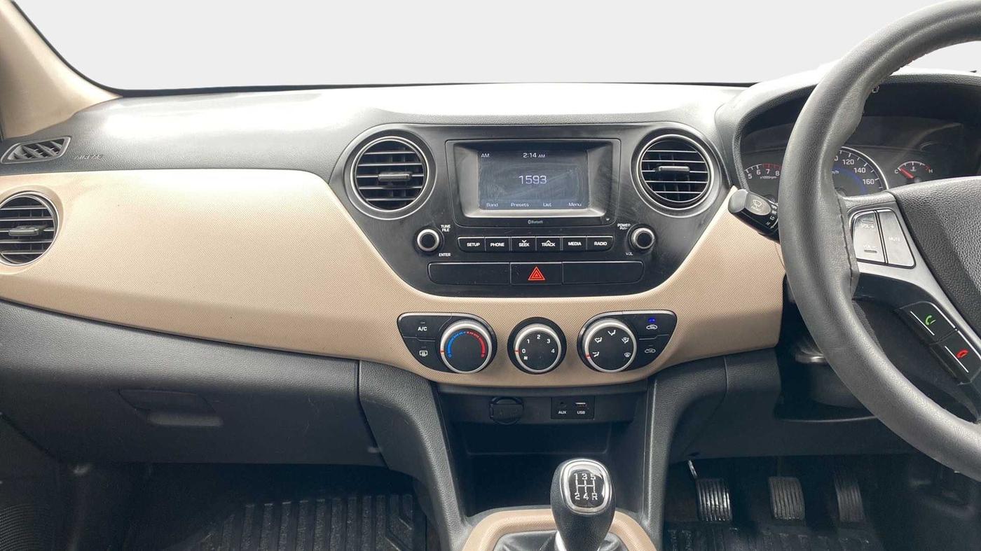 2017 Hyundai Grand i10 SPORTZ 1.2 KAPPA VTVT, Petrol, Manual, 42,748 km, Air Conditioner