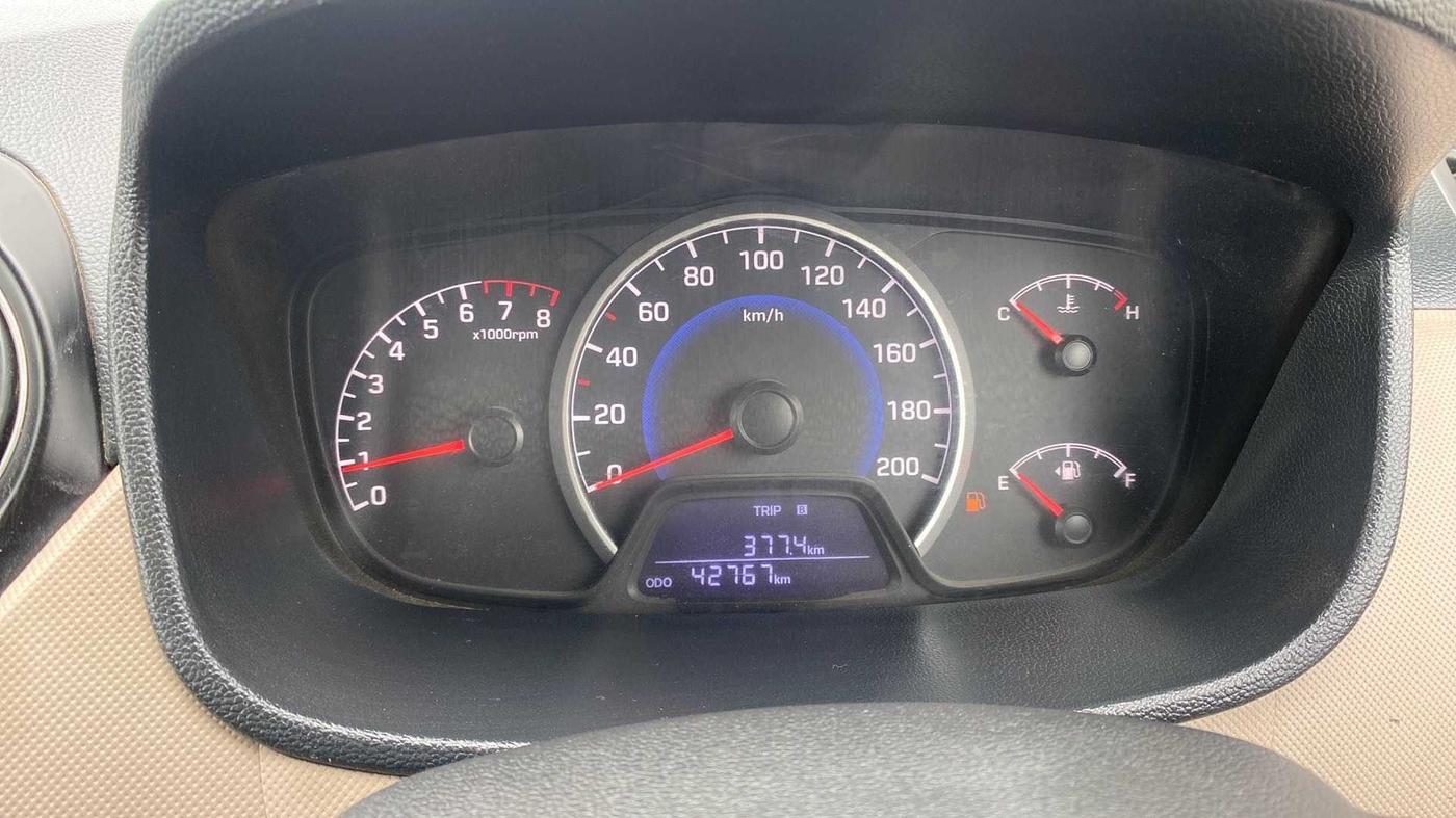 2017 Hyundai Grand i10 SPORTZ 1.2 KAPPA VTVT, Petrol, Manual, 42,748 km, Odometer Image