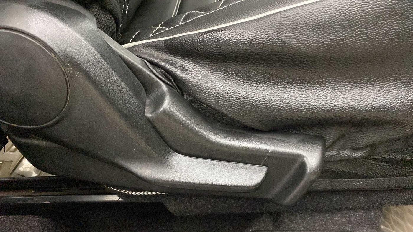 2018 Maruti Swift LXI, Petrol, Manual, 46,972 km, Driver Side Adjustment Panel