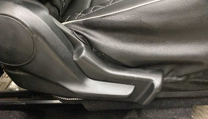 2018 Maruti Swift LXI, Petrol, Manual, 46,972 km, Driver Side Adjustment Panel