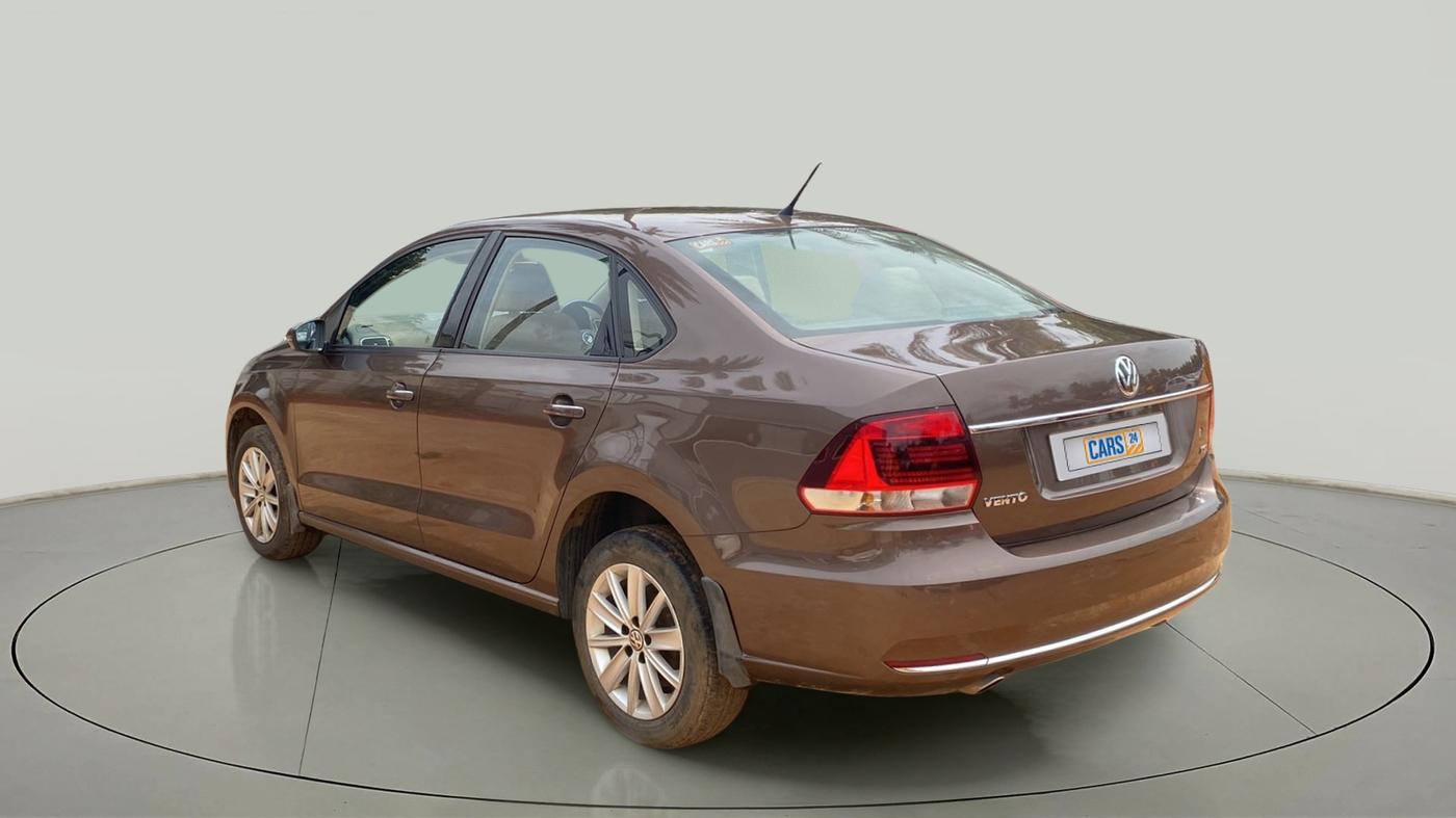2016 Volkswagen Vento HIGHLINE PETROL AT, Petrol, Automatic, 57,895 km, Left Back Diagonal