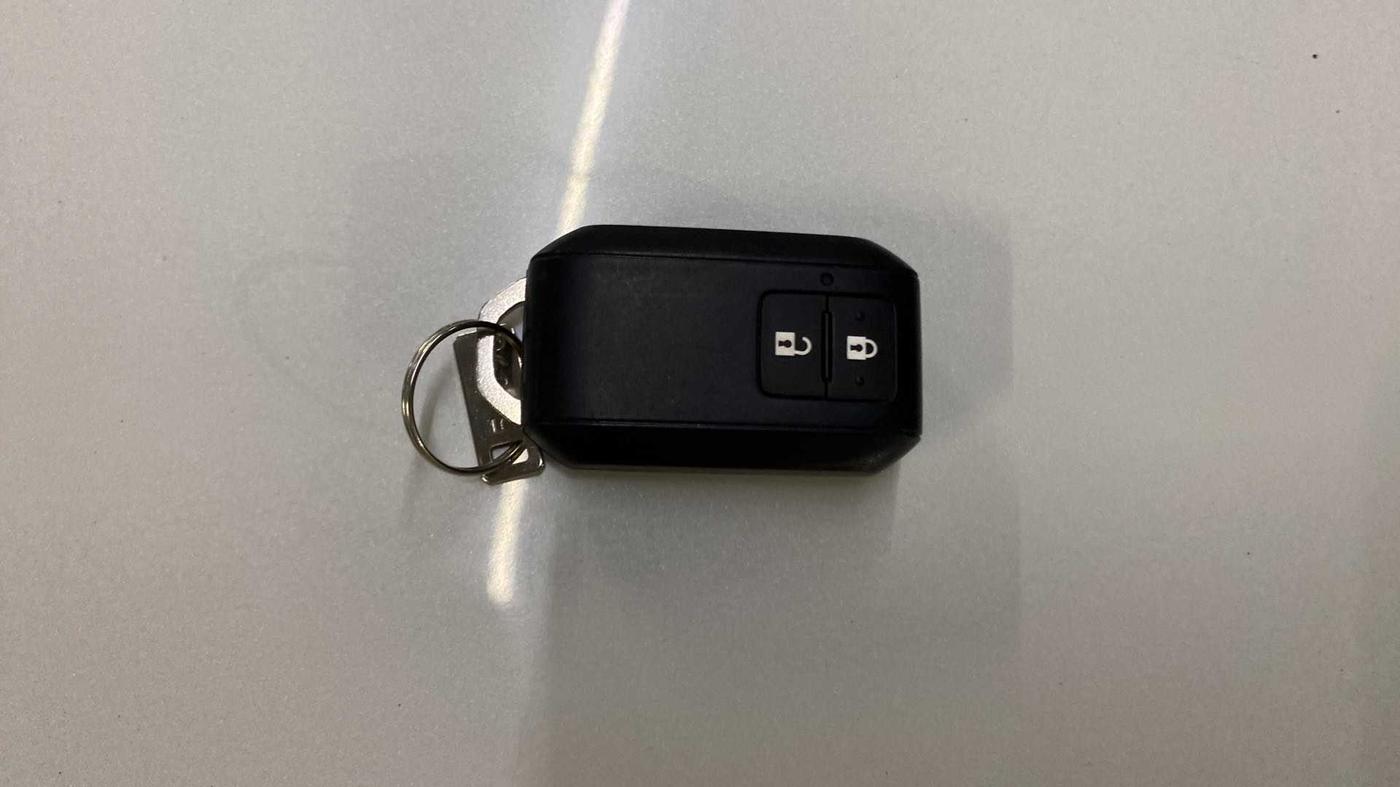 2022 Toyota Glanza G, Petrol, Manual, 5,052 km, Key Close Up