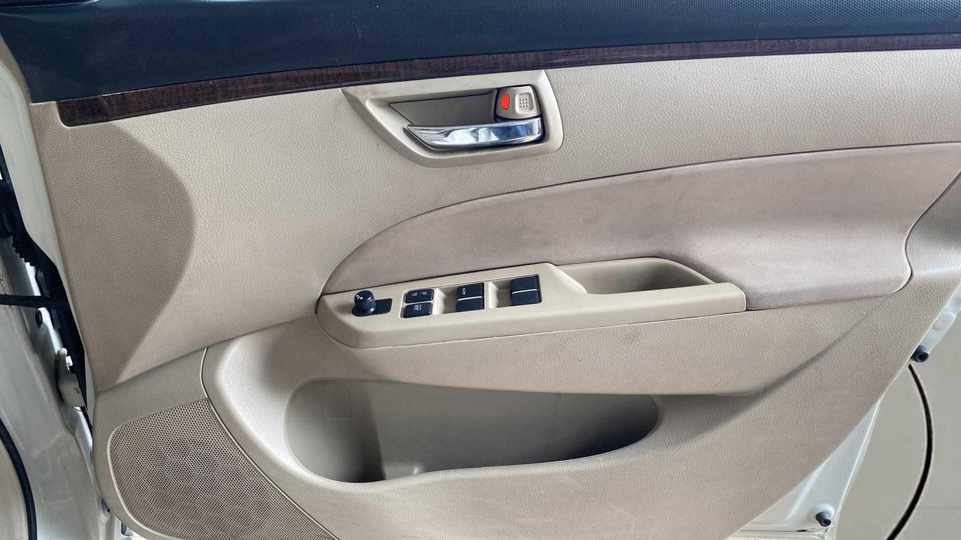2013 Maruti Swift Dzire VXI, Petrol, Manual, 70,348 km, Driver Side Door Panels Control