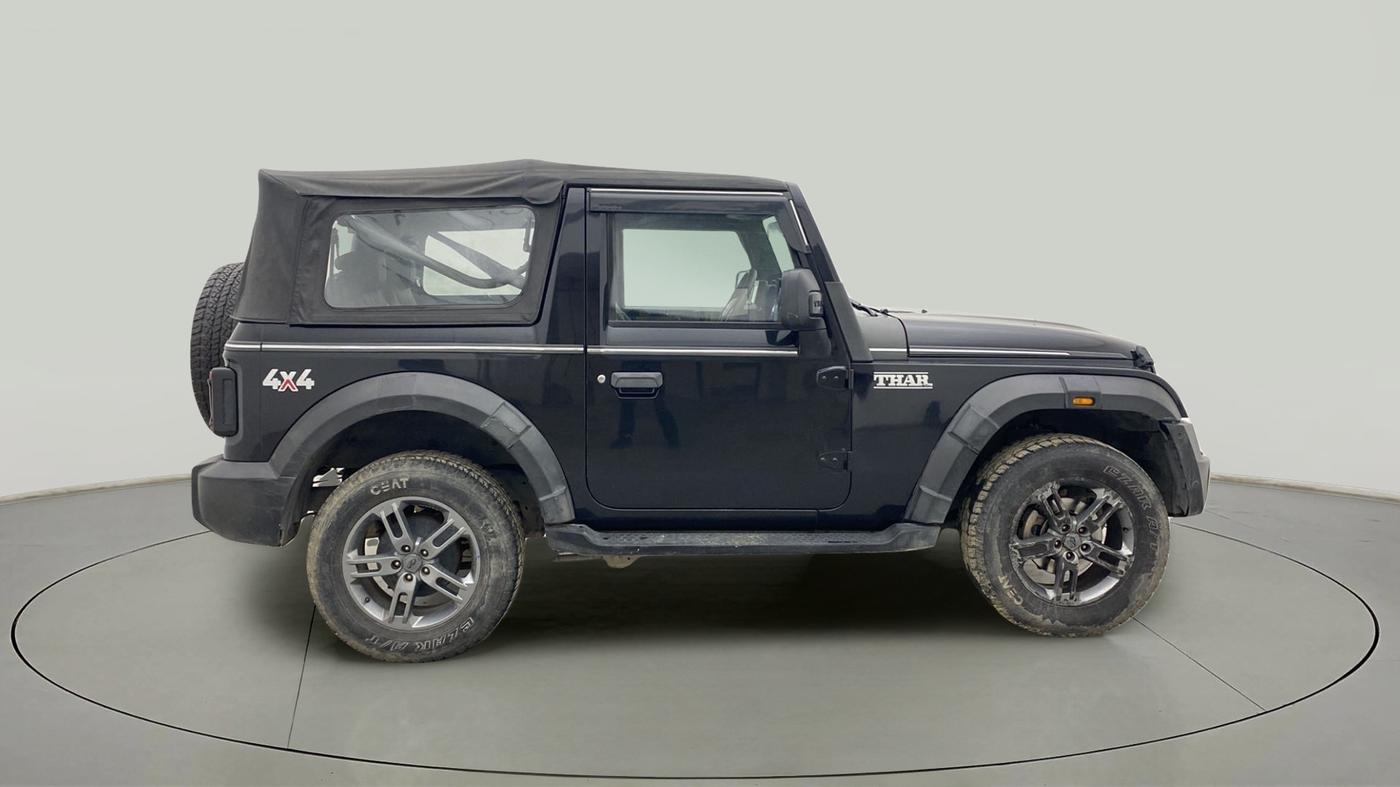 2020 Mahindra Thar LX  P 4WD AT CONVERTIBLE, CNG, Automatic, 24,982 km, Right Side View