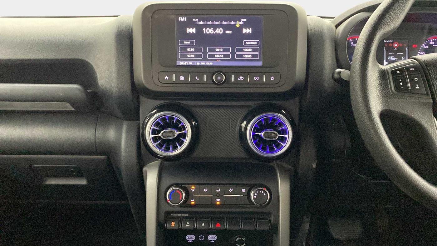2020 Mahindra Thar LX  P 4WD AT CONVERTIBLE, CNG, Automatic, 24,982 km, Air Conditioner