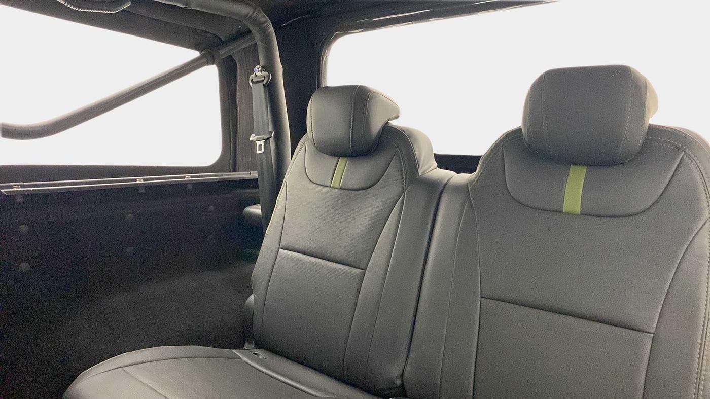 2020 Mahindra Thar LX  P 4WD AT CONVERTIBLE, CNG, Automatic, 24,982 km, Right Side Rear Door Cabin