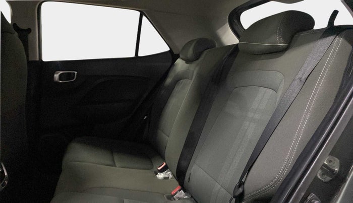 2021 Hyundai VENUE SX 1.0 TURBO IMT, Petrol, Manual, 15,128 km, Right Side Rear Door Cabin