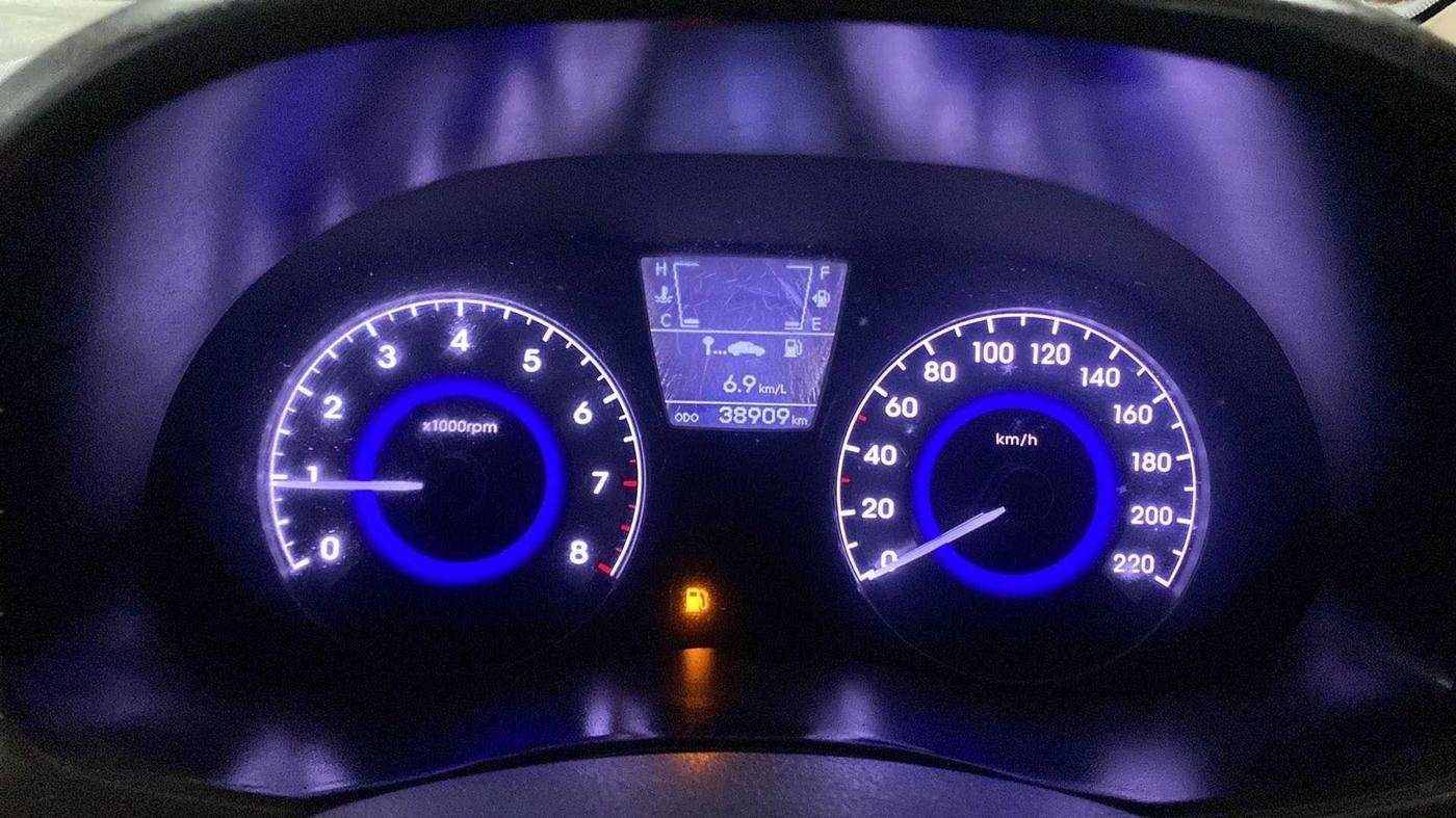2015 Hyundai Verna FLUIDIC 4S 1.6 VTVT S, Petrol, Manual, 38,877 km, Odometer Image