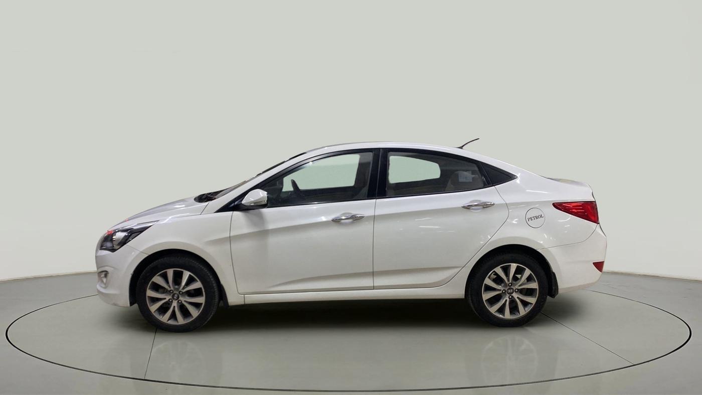 2015 Hyundai Verna FLUIDIC 4S 1.6 VTVT S, Petrol, Manual, 38,877 km, Left Side
