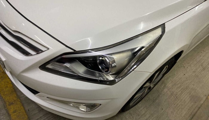 2015 Hyundai Verna FLUIDIC 4S 1.6 VTVT S, Petrol, Manual, 38,877 km, Left headlight - Minor scratches