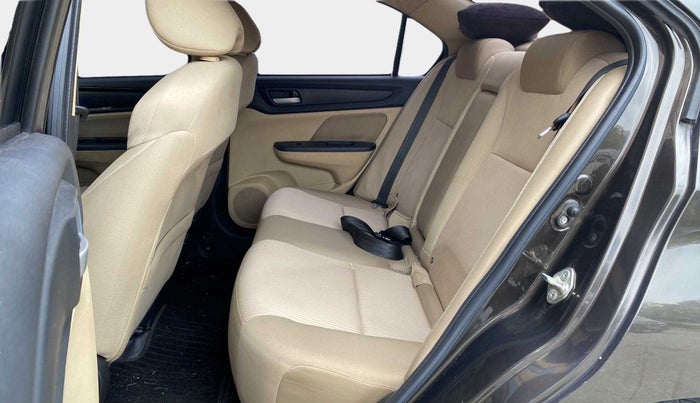 2021 Honda Amaze 1.2L I-VTEC VX, Petrol, Manual, 28,560 km, Right Side Rear Door Cabin