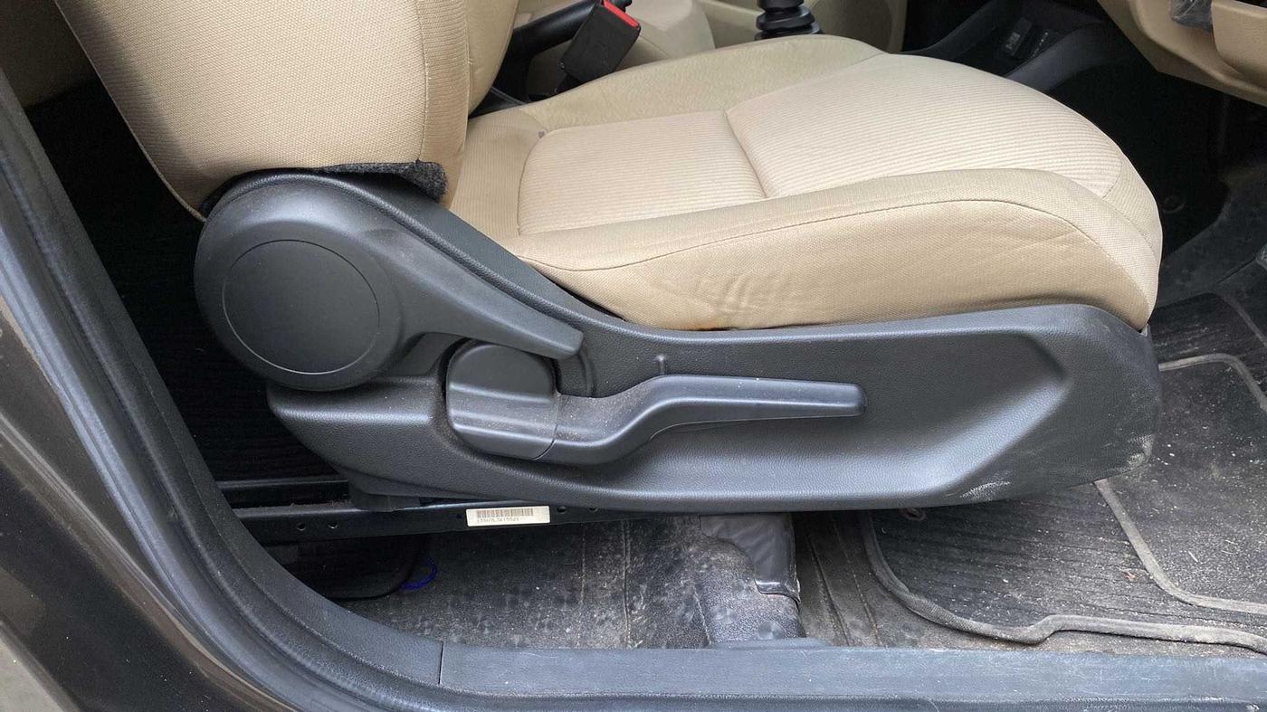 2021 Honda Amaze 1.2L I-VTEC VX, Petrol, Manual, 28,560 km, Driver Side Adjustment Panel