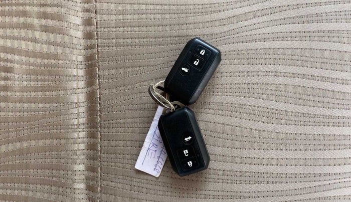 2018 Maruti Dzire ZXI PLUS AMT, Petrol, Automatic, 71,164 km, Key Close Up